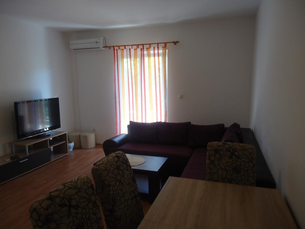 Apartments Forte Mare Херцег Нови Екстериор снимка