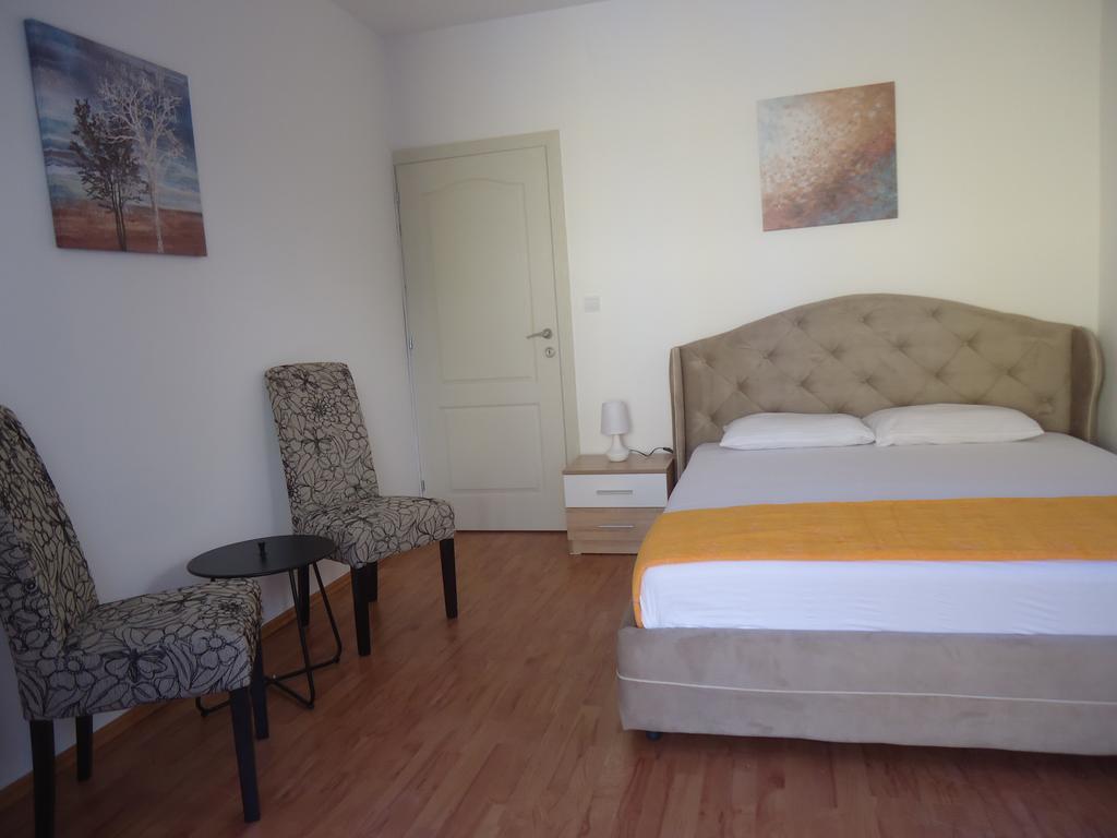 Apartments Forte Mare Херцег Нови Екстериор снимка